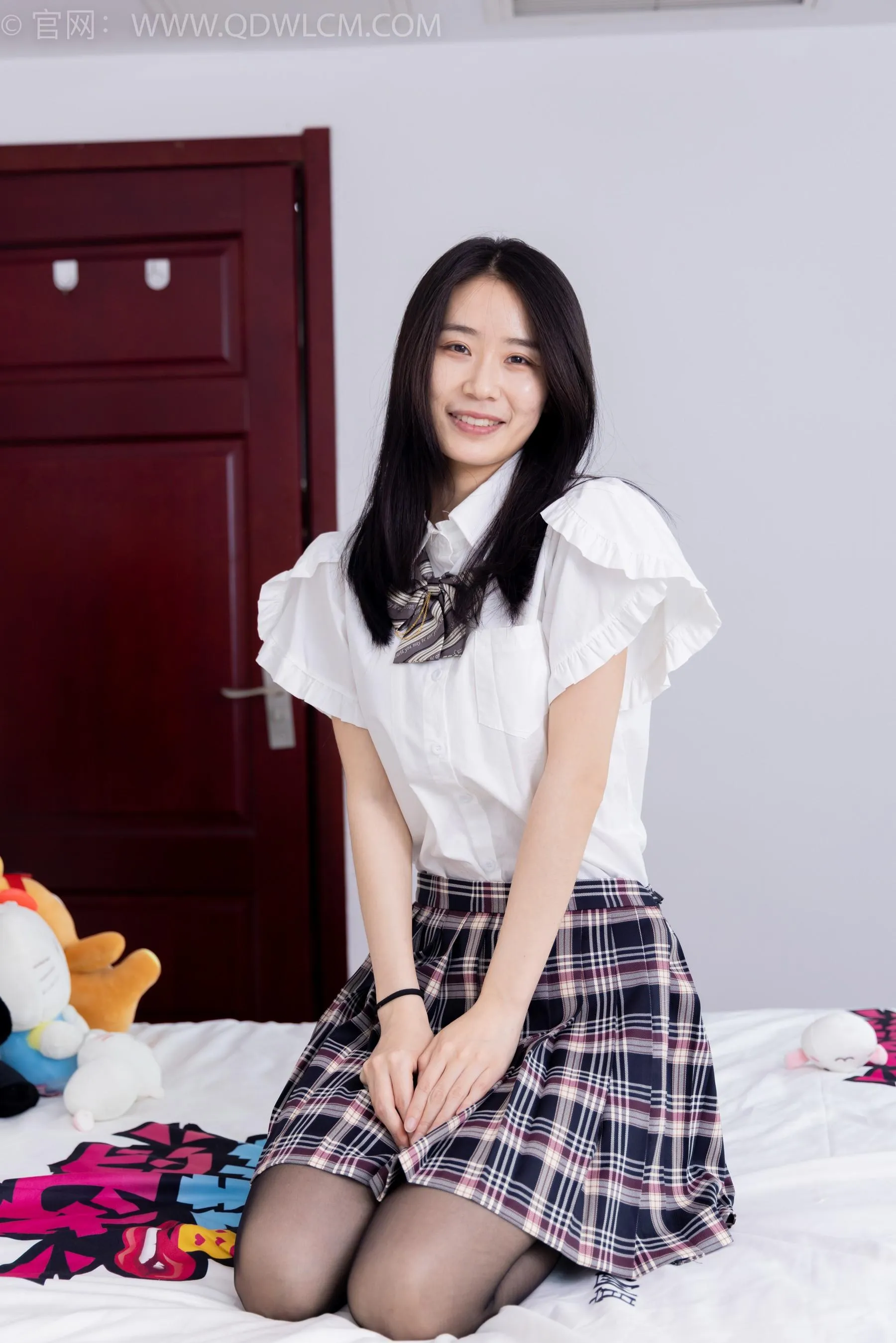 物恋传媒 NO.1582 菜菜小敏-学院姐妹花 [177P]插图4
